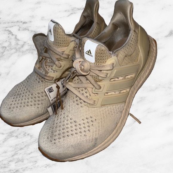 Adidas Ultraboost 1.0 Cream Shoes - Picture 5 of 7